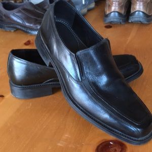 Bostonian gorgeous dress shoes slip on